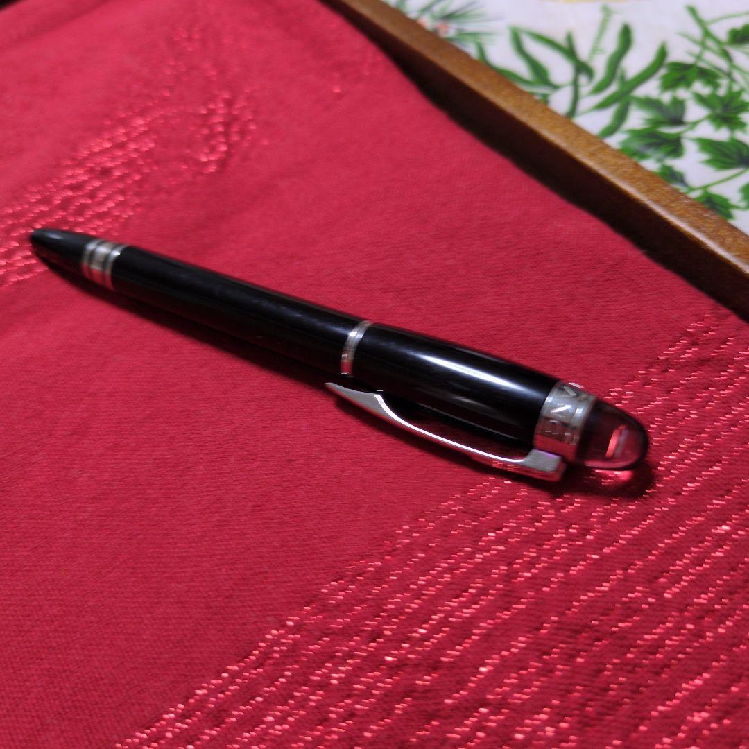 モンブラン　黒　ボールペン 付き