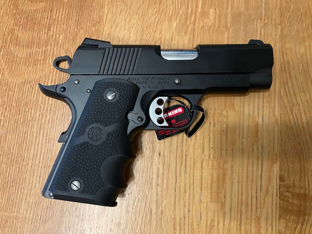 東京マルイ　V10 ガスブローバック　マイクロプロサイトセット　予備マガジン付き