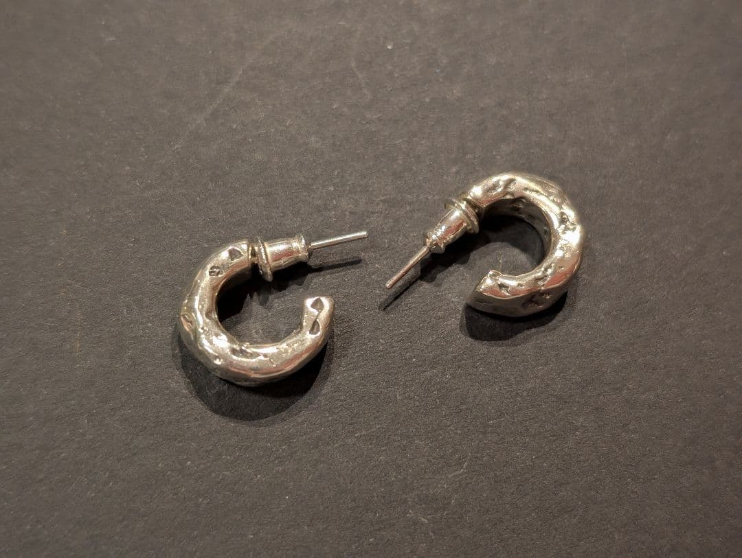 e.m.イーエム　ペア　シルバーピアス　SILVER