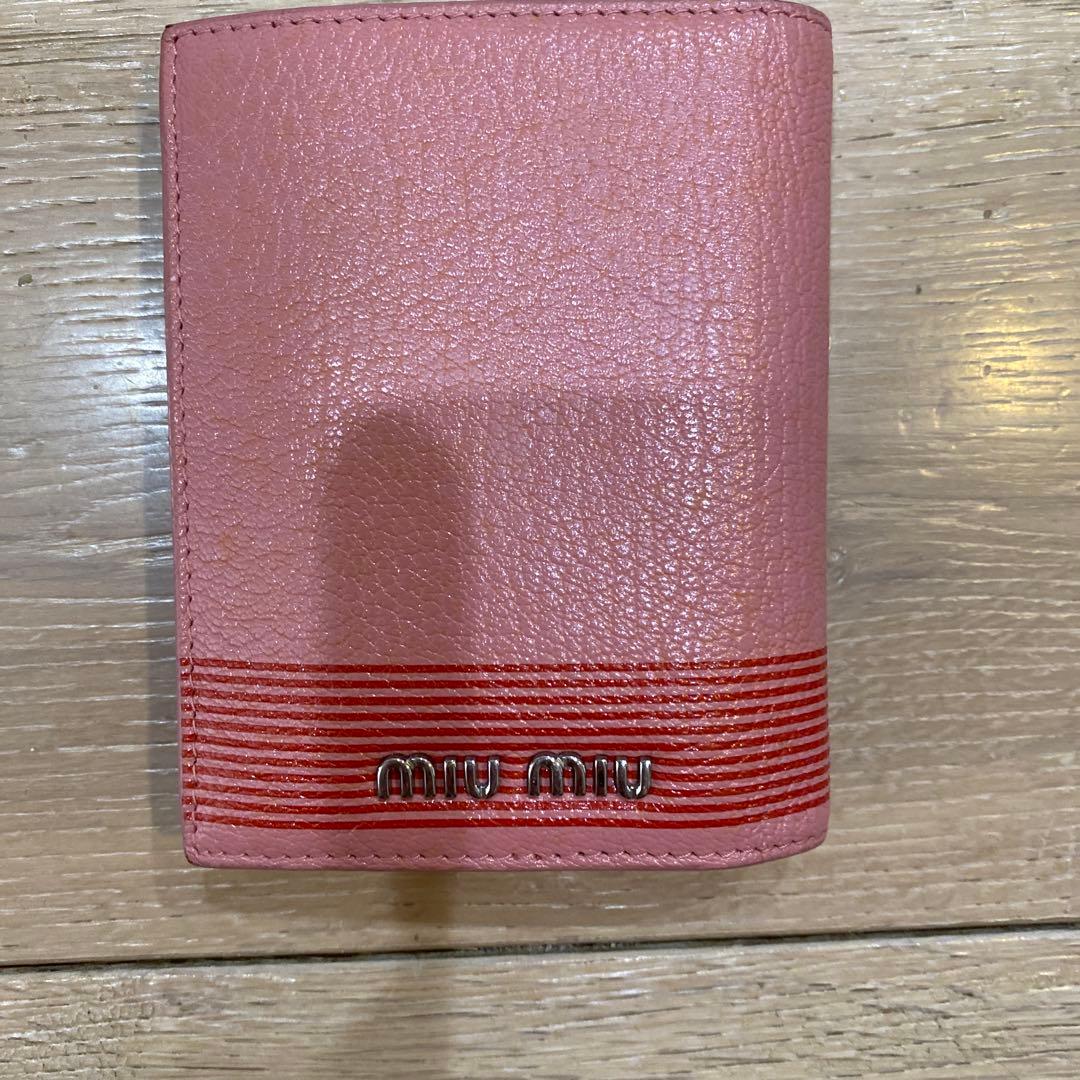 Miu Miu ミュウミュウ　猫デザイン 二つ折り財布 ピンク
