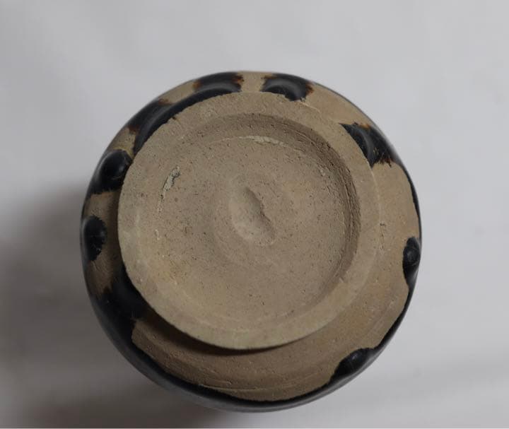 中国　黒釉蓋耳小瓶　送料込み1220