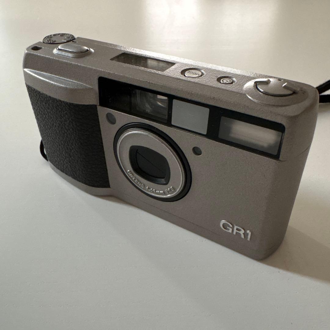 ⭐︎美品 RICOH GR1 シルバー コンパクトフィルムカメラ
