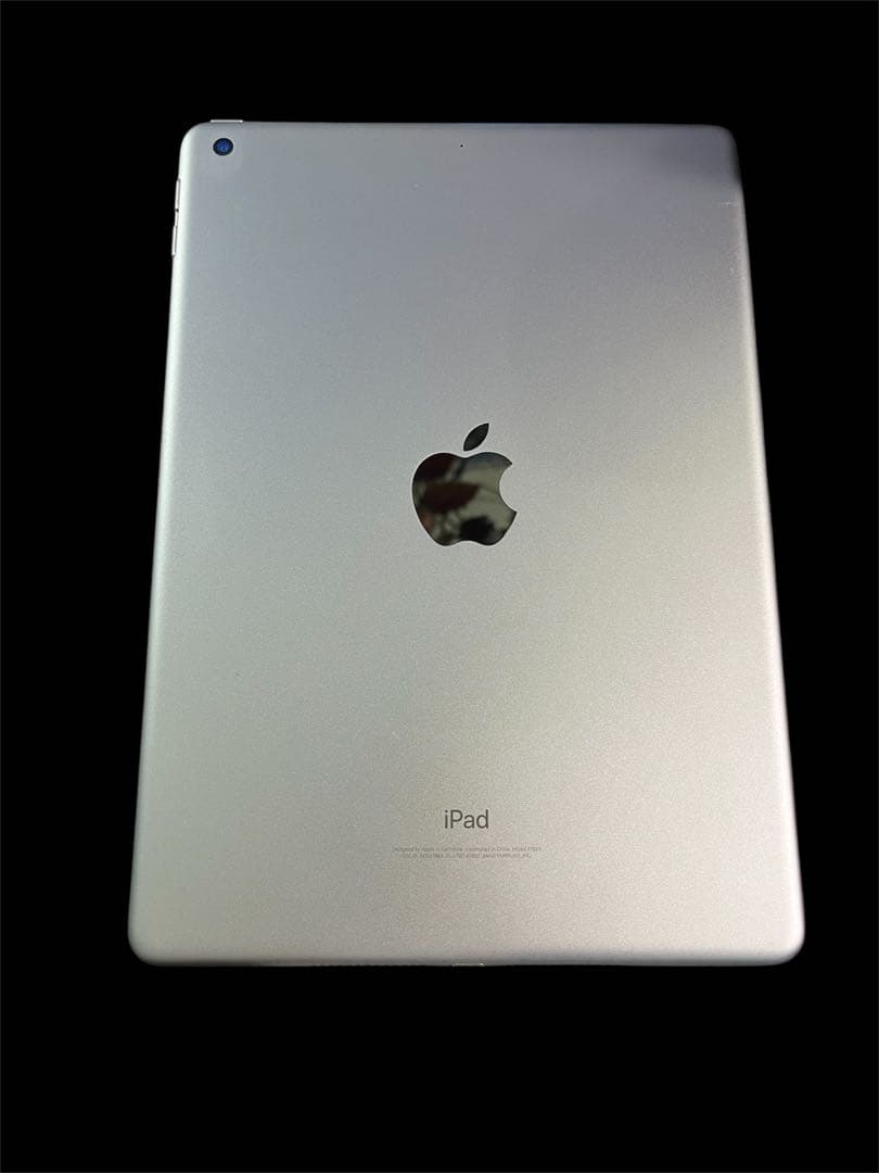 Apple iPad シルバー 本体