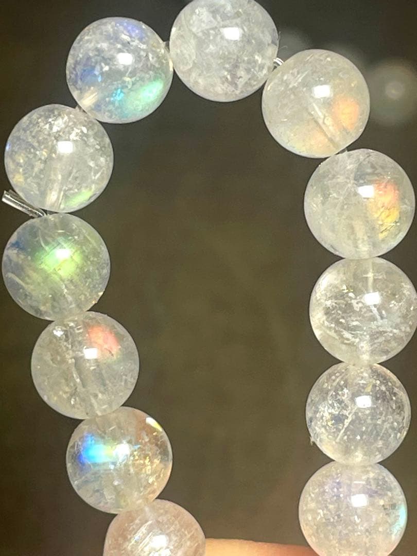 【新入荷】　レインボームーンストーン7㎜ブレス（新品）マダガスカル産虹色シラー②