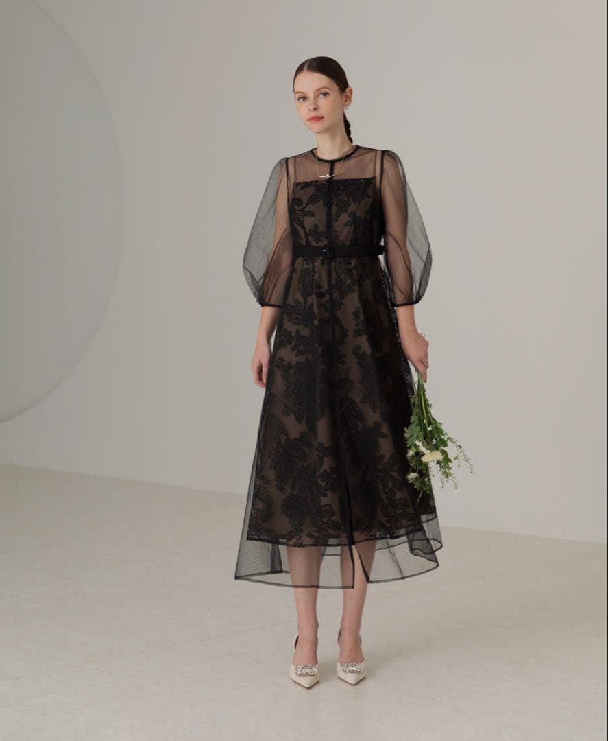 お値下げ！【LEJA】チュールパイピングリーフベルトAラインドレスワンピース