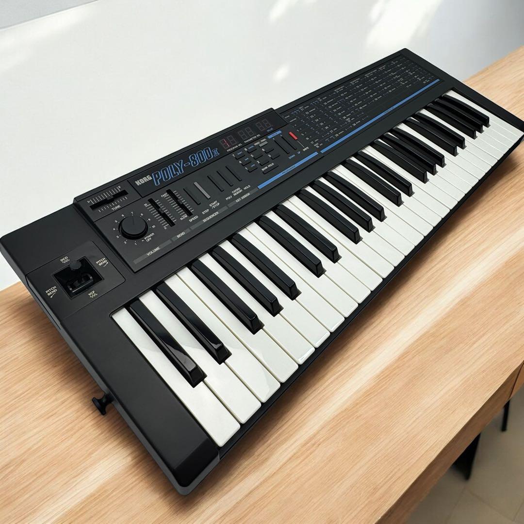 KORG Poly-800Ⅱ デジタルアナログシンセサイザー 49鍵 現状品