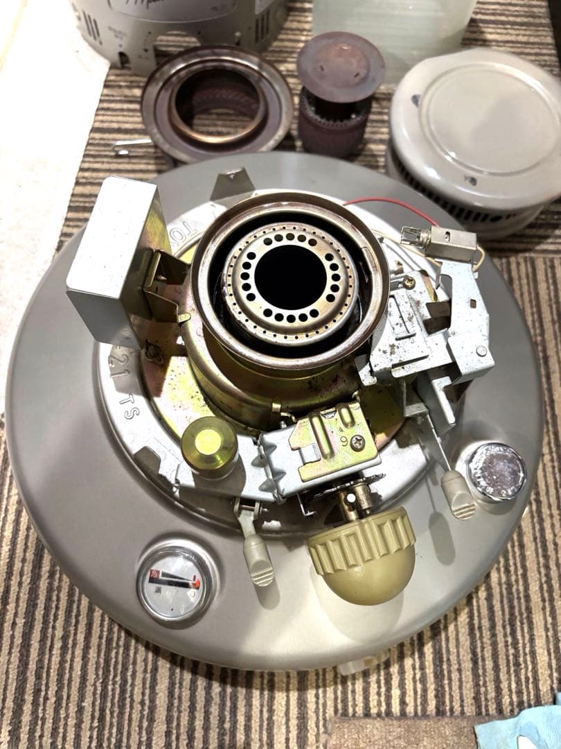 トヨトミ　石油ストーブ ＭＬ-21 シルバー　分解清掃済み