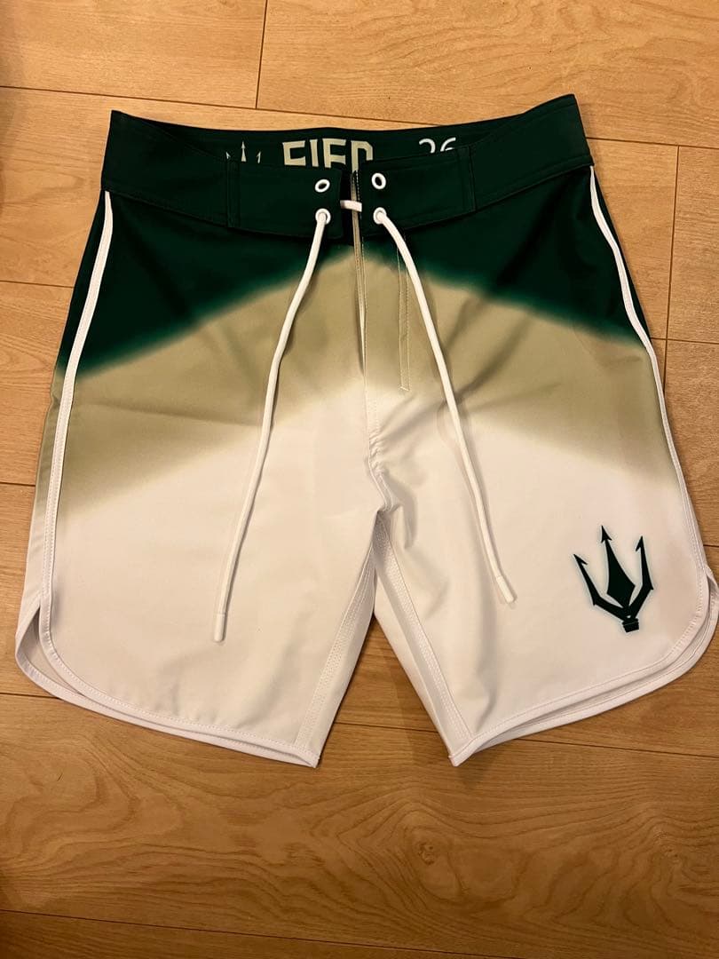 新品未使用FIDE26ファイドサーフパンツ