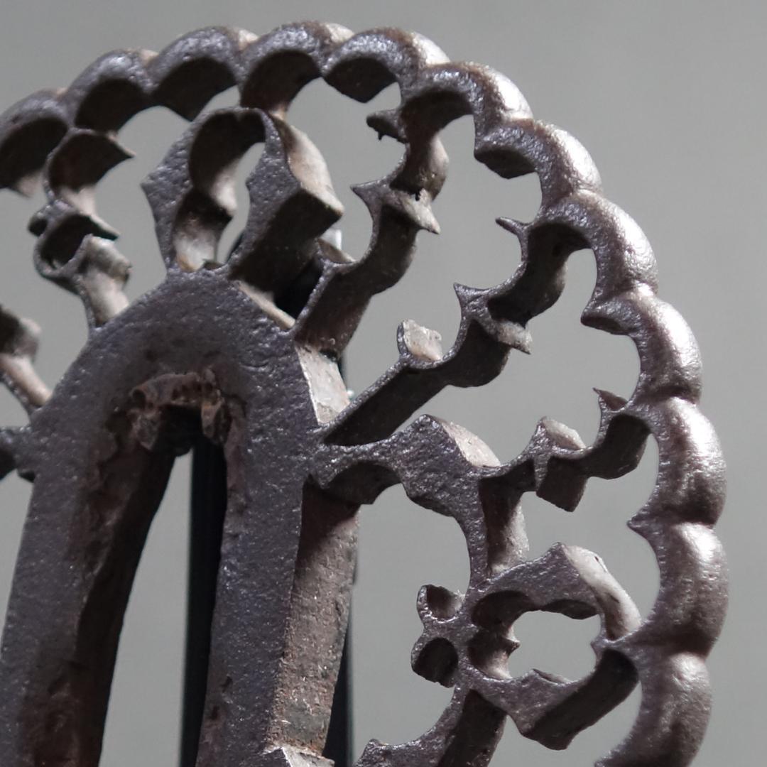 【 京透 抱茗荷雁金透鍔 】(鍔箱・布団付き) 鍔 鐔 刀装具 武具 骨董