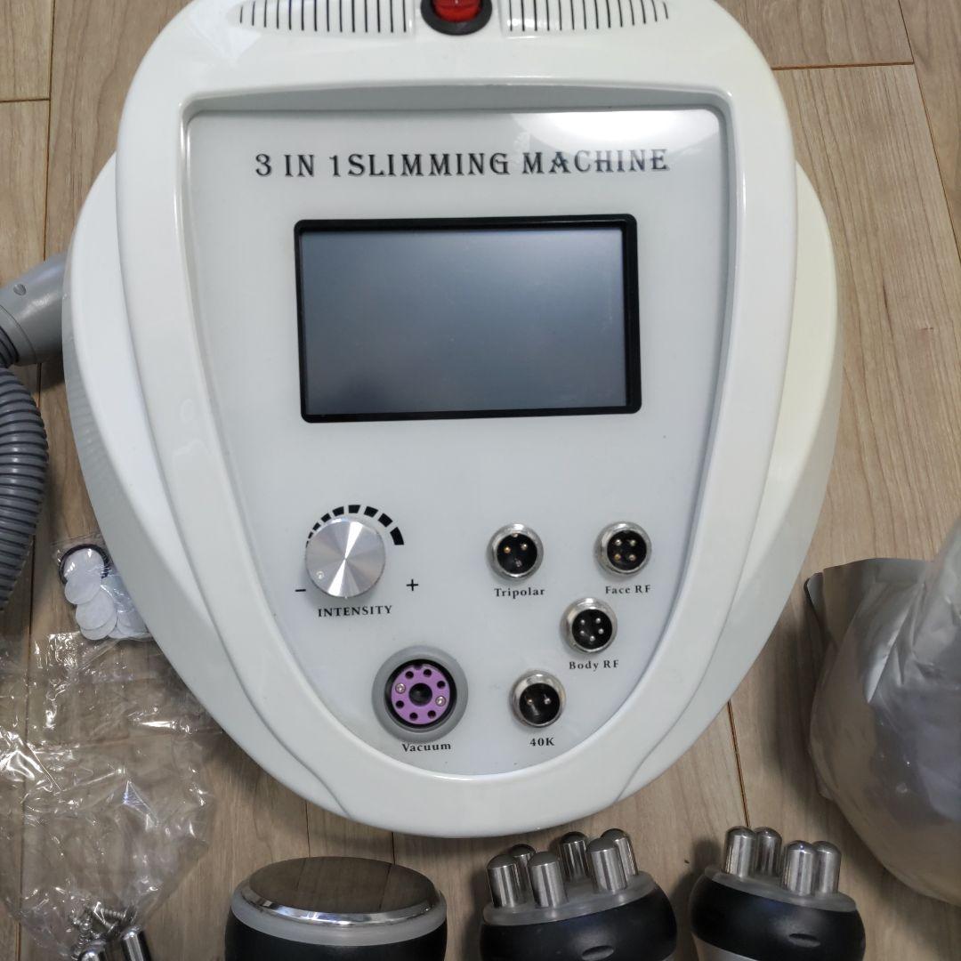 3 IN 1 SLIMMING MACHINE キャビテーション　ラジオ波
