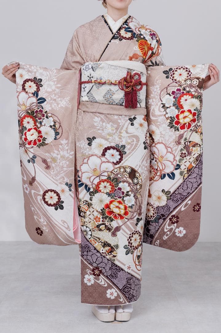 ばにらもち 取り置き中≪美品≫正絹　振袖9点フルセット【833】