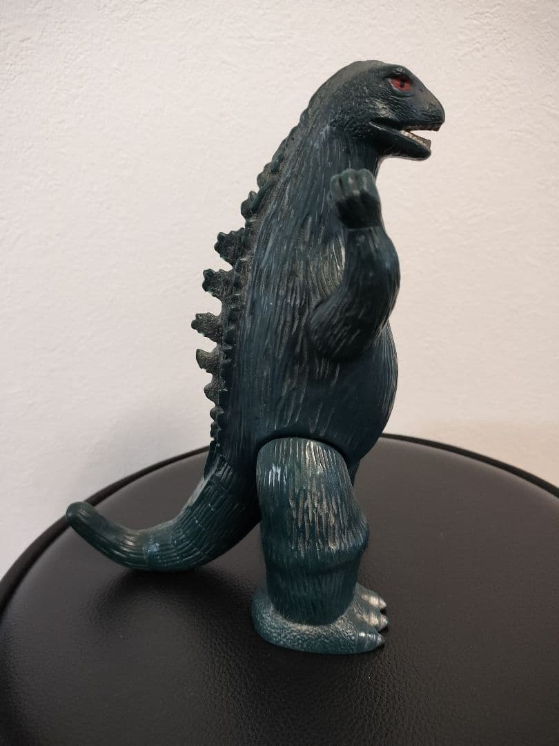 再値下げ中!!マルサン　ゴジラ フィギュア ダークグリーン 同時物