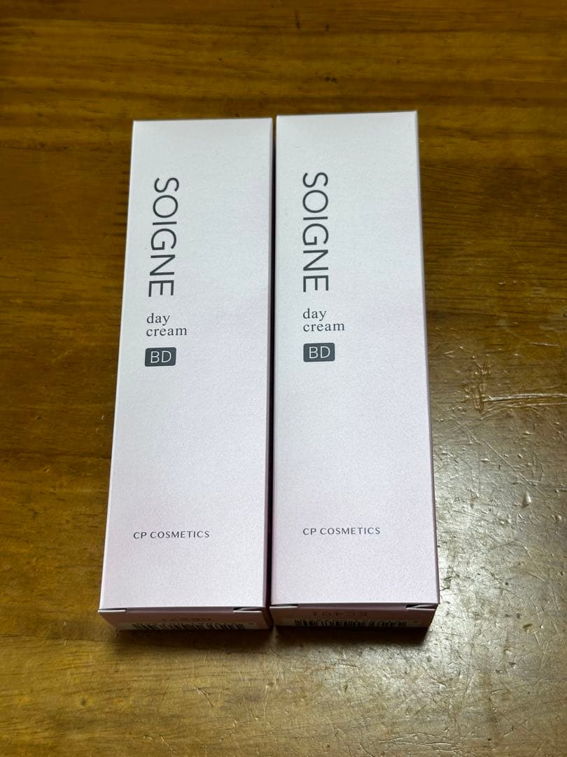 ソワーニユ　デイ　クリームBD
