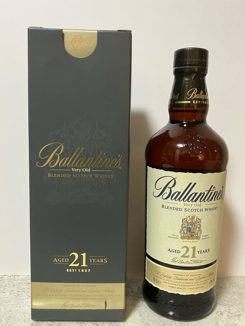 ウイスキー Ballantine's 21 Years Aged Whisky