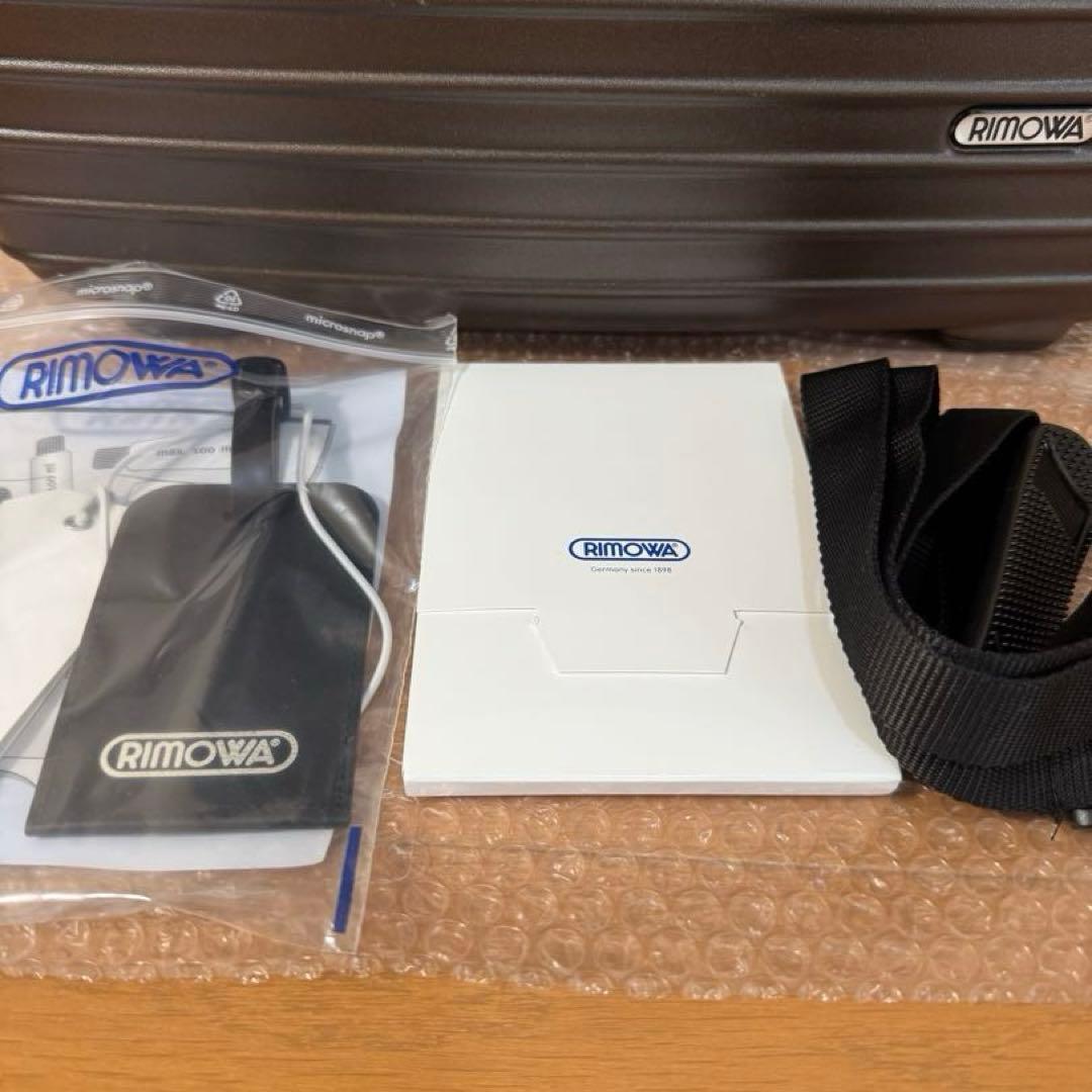 [リモワ] キャリーバッグ Salsa 23L 1-2日 ブラウン