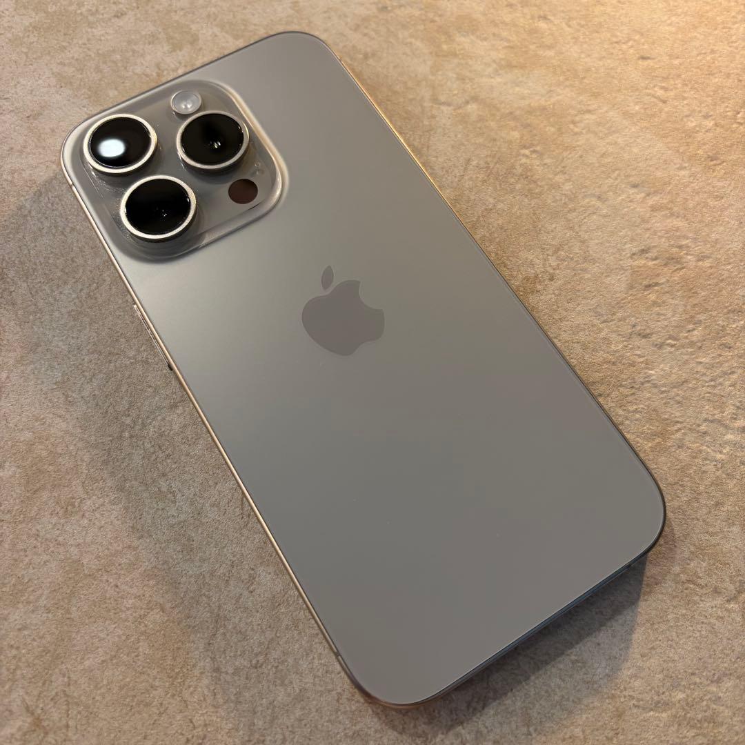 ゆ*う様 Apple iPhone 15 Pro 256GB 本体