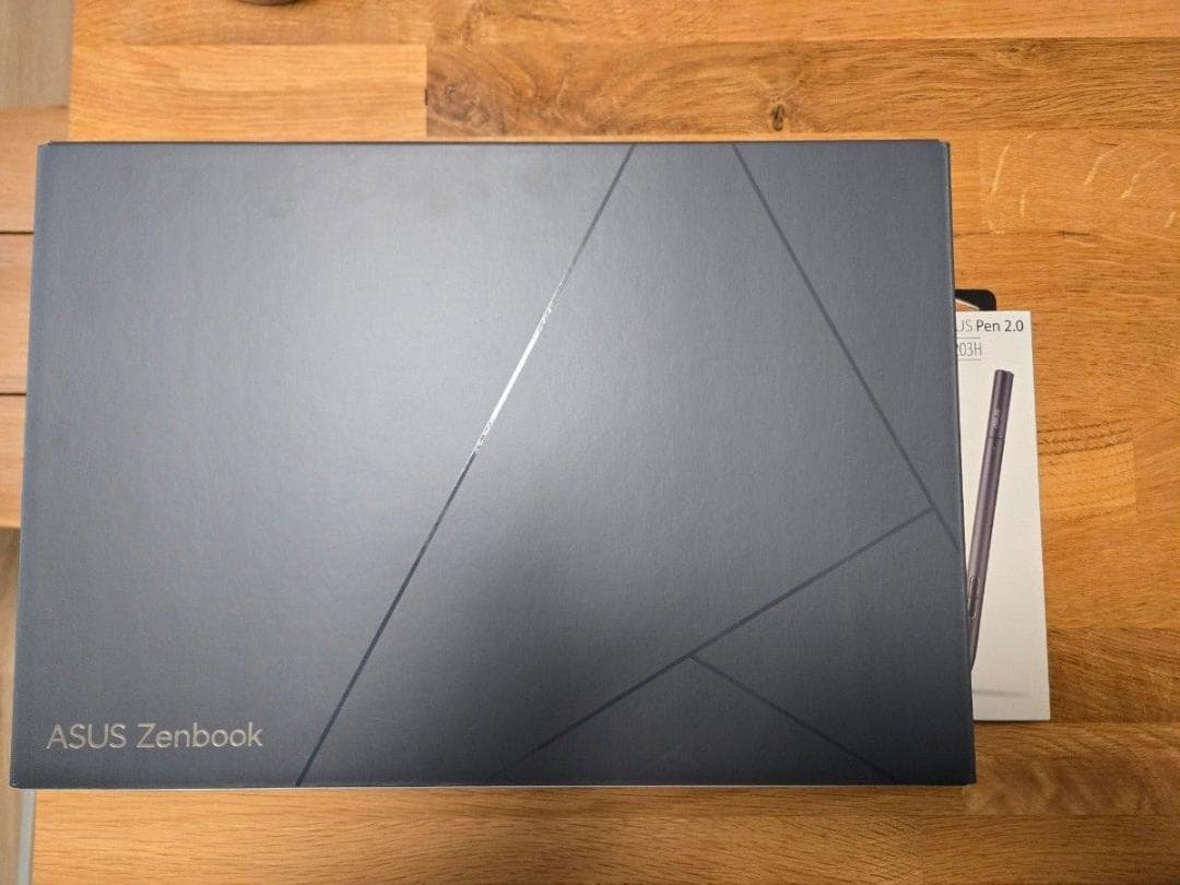 Zenbook Flip OLED core i7 16g 1tb有機ELペン付