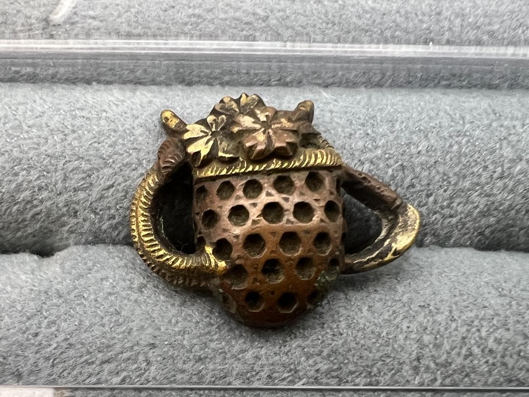 【海】江戸明治期　金具　龍　獅子　蛍文など　５点セット　金銀象嵌　銅鉄製　骨董品