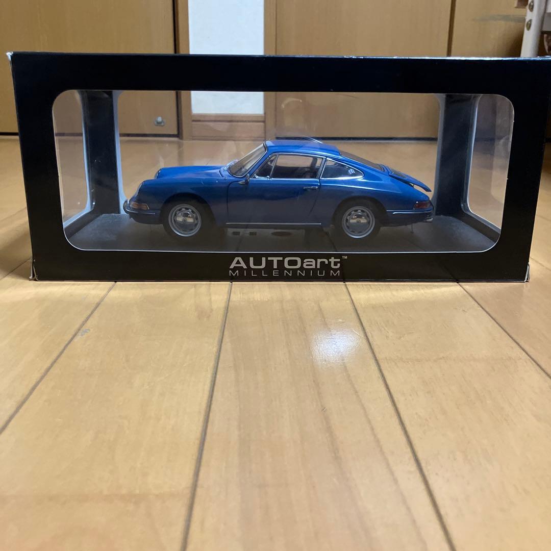 【AUTOart 1/18 ミニカー 青】