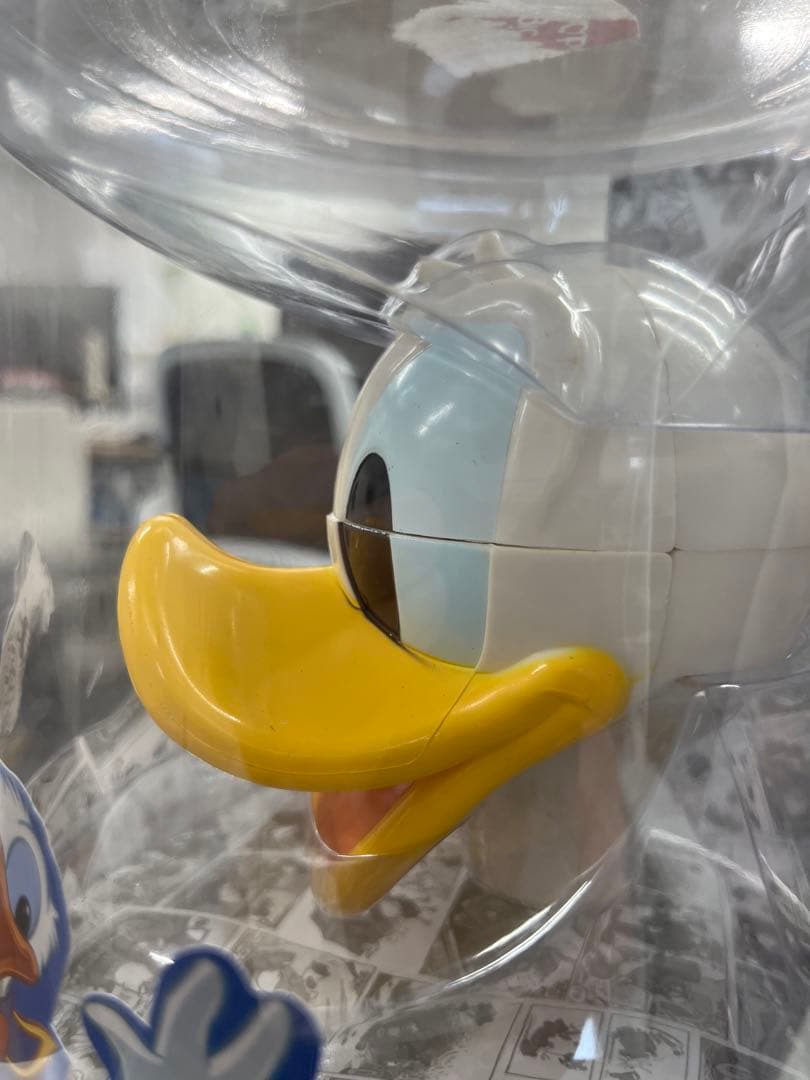 激レア！ドナルドダックのルービックキューブ