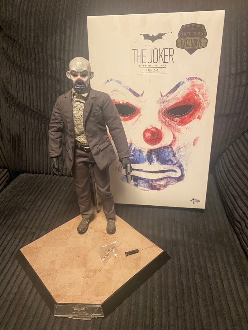 ジョーカー 銀行強盗/2.0版 ホットトイズ ムービー マスターピース