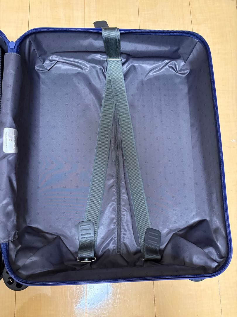 RIMOWA リモワ スーツケース ESSENTIAL CABIN PLUS