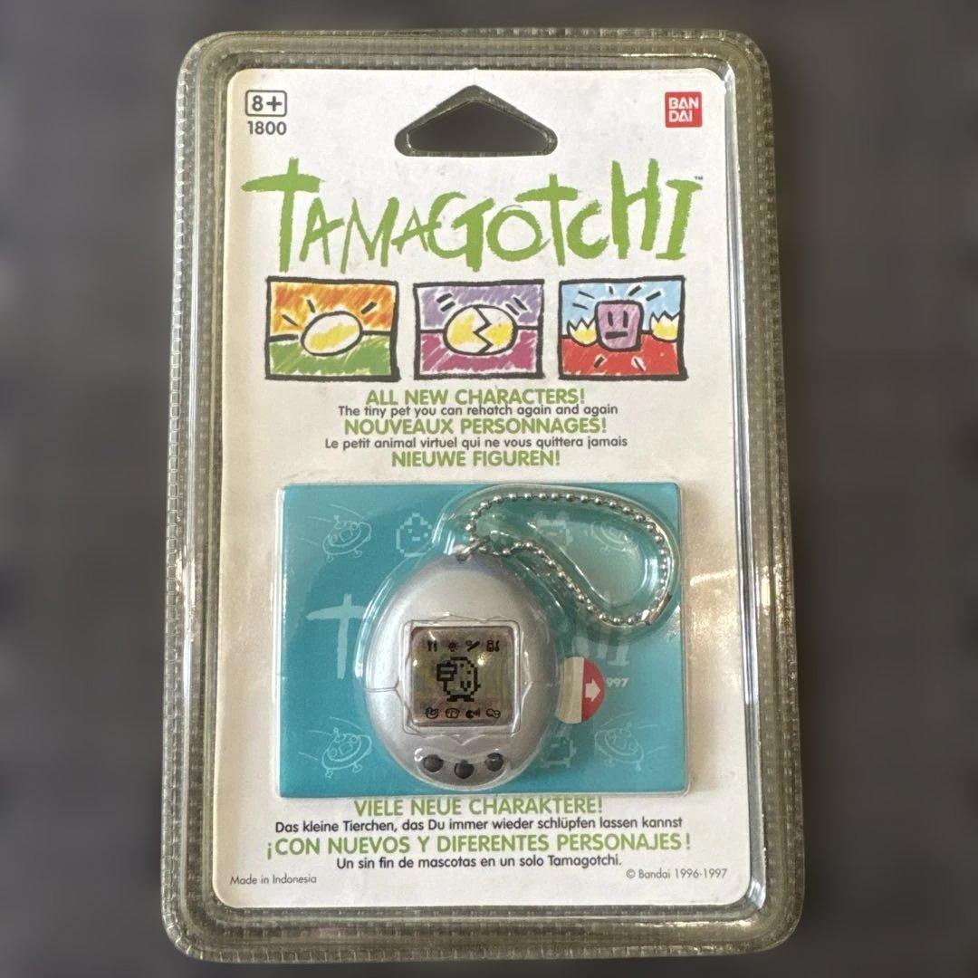 新種発見!! たまごっち P2 ヨーロッパ版 (シルバー) 未開封