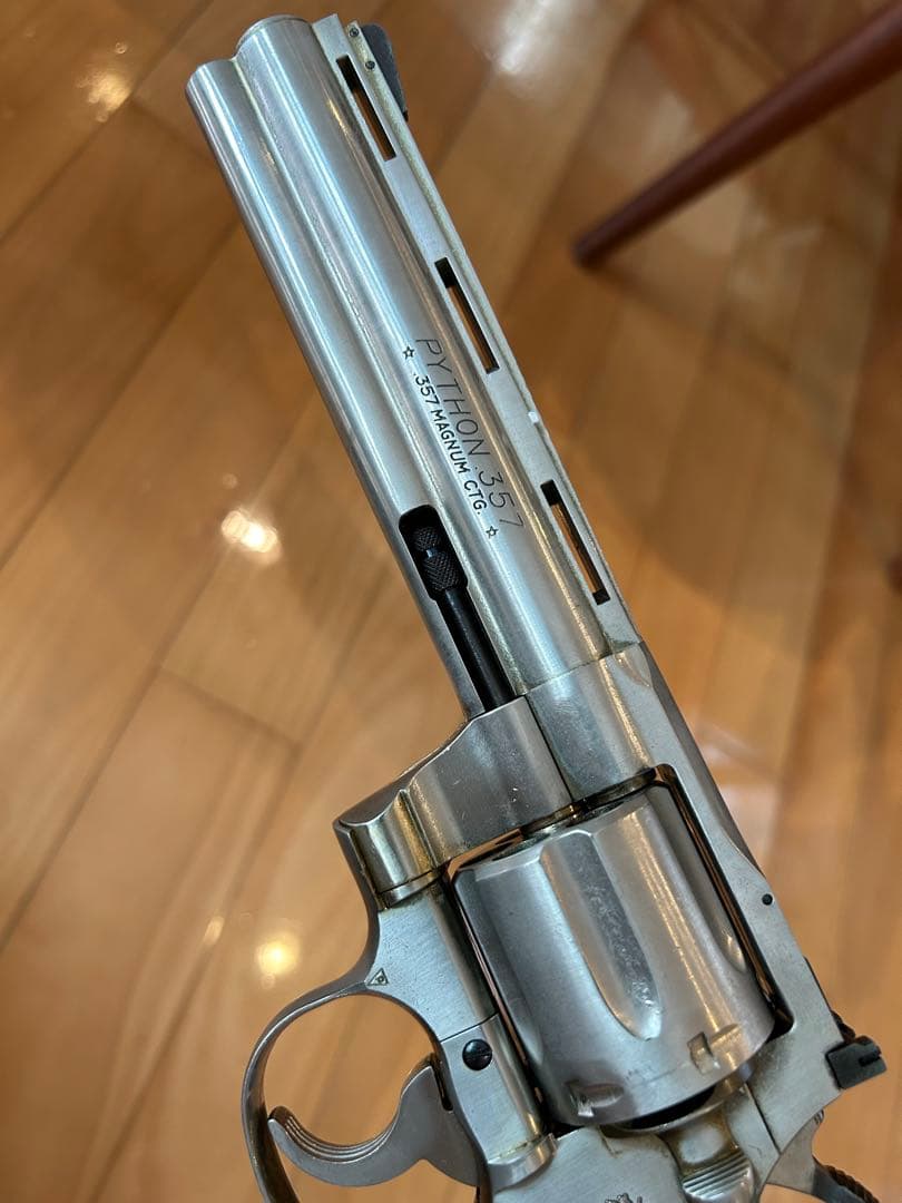 コクサイ　コルトパイソン　金属モデルガン　6インチモデル