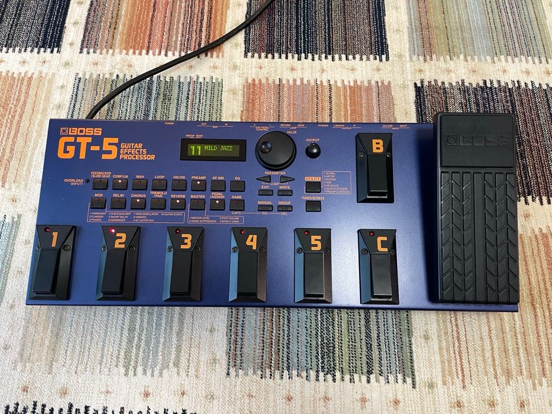 Boss GT-5 (ボス・ジーティーファイブ)