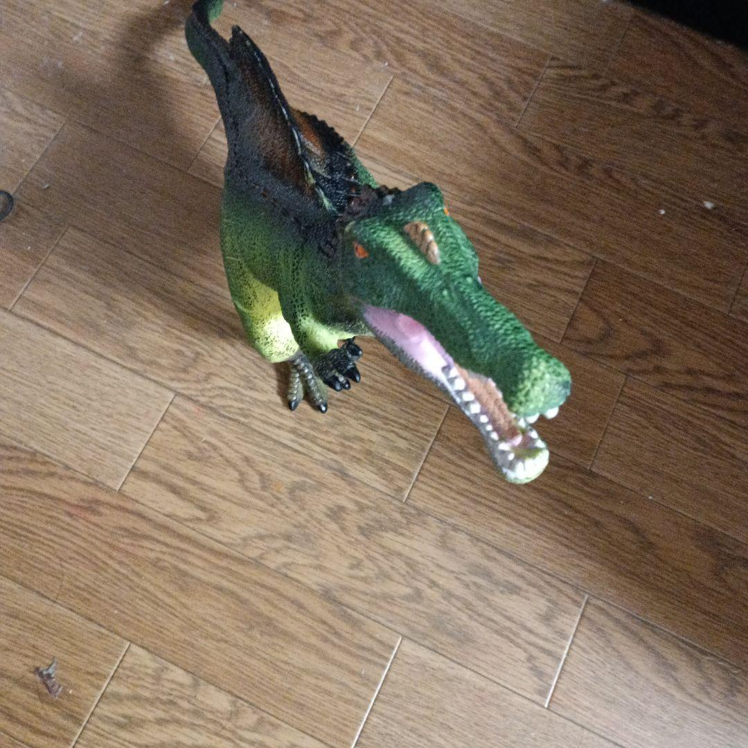 リアルな緑色恐竜フィギュア 約30cm