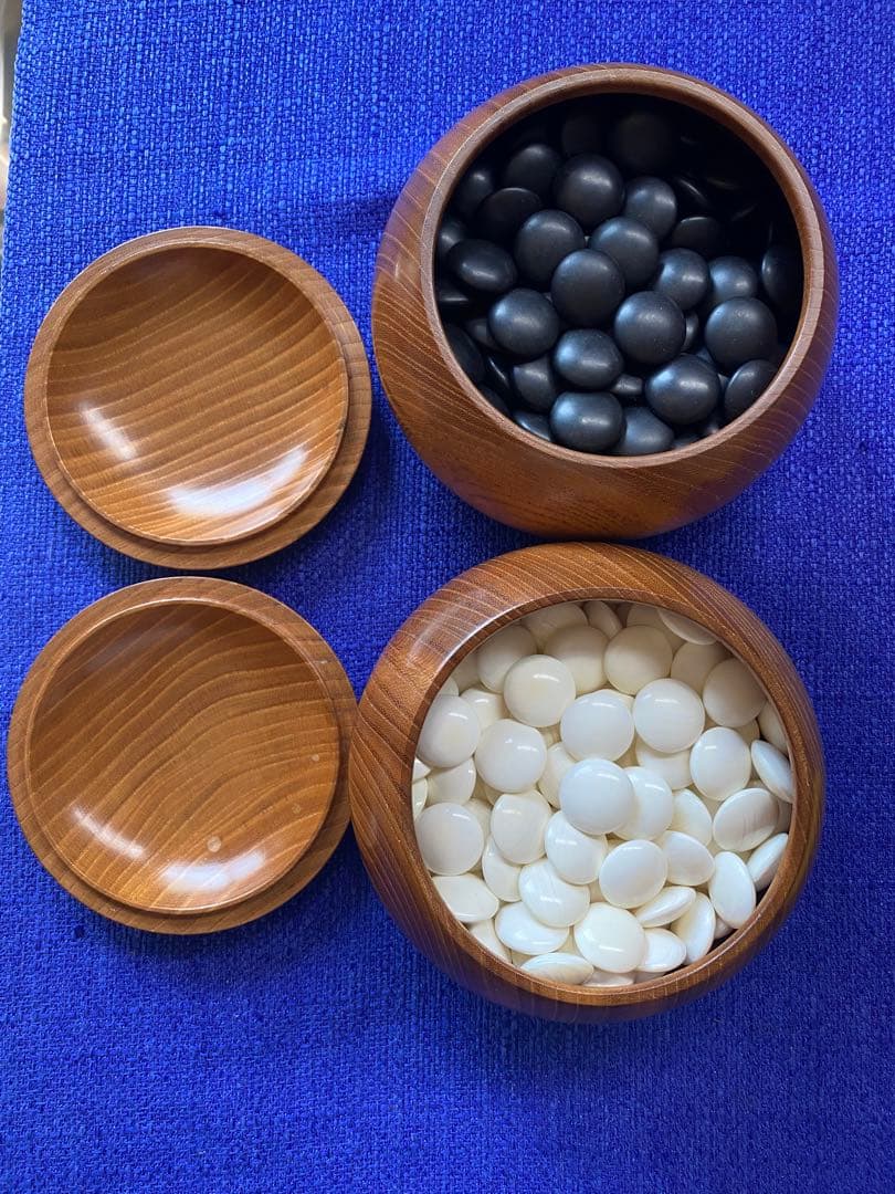 希少 蛤碁石 那智石 180粒ずつ　木箱付