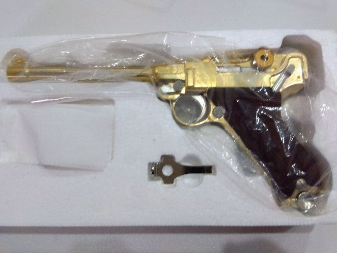 マルシン 金属製モデルガン LUGER P08 MARINE 木製グリップ