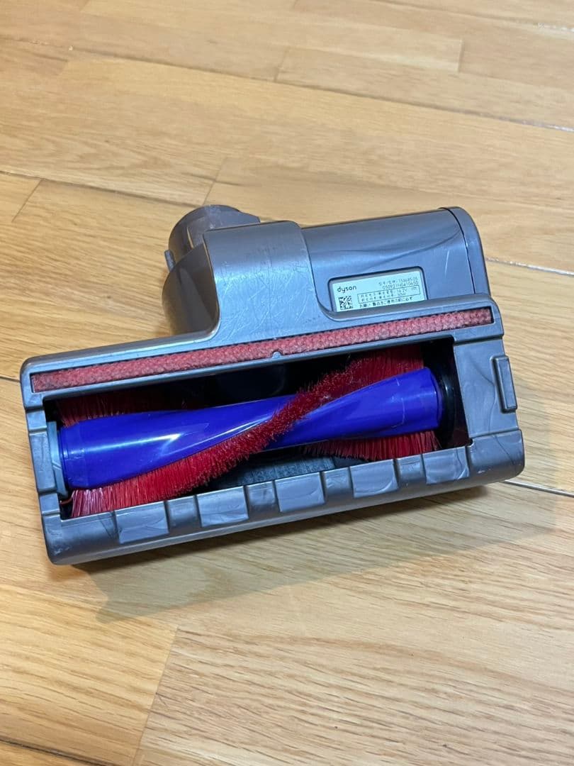 ジャンク DysonV10 Fluffy 掃除機 本体 付属品バッテリー劣化疑い