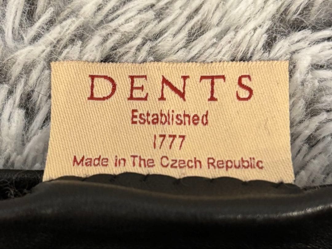 DENTS 黒 レザーグローブ 手袋 カシミヤライニング