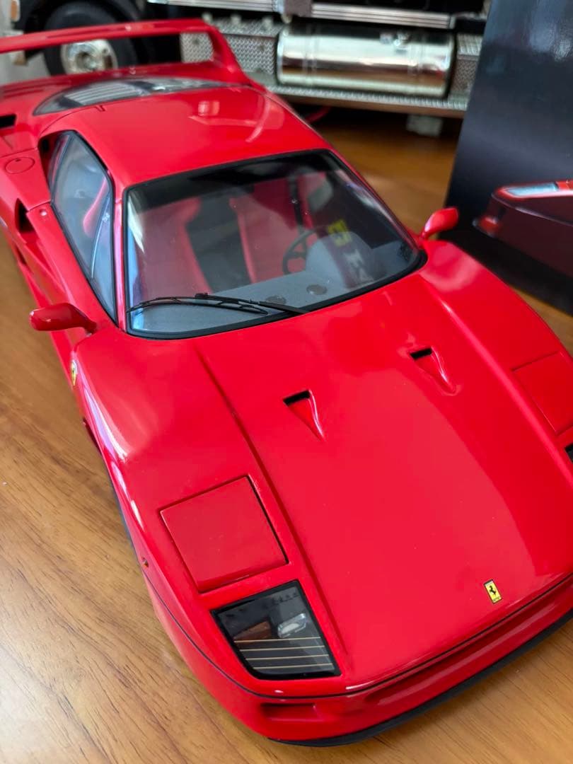 Ferrari F40 1/12赤