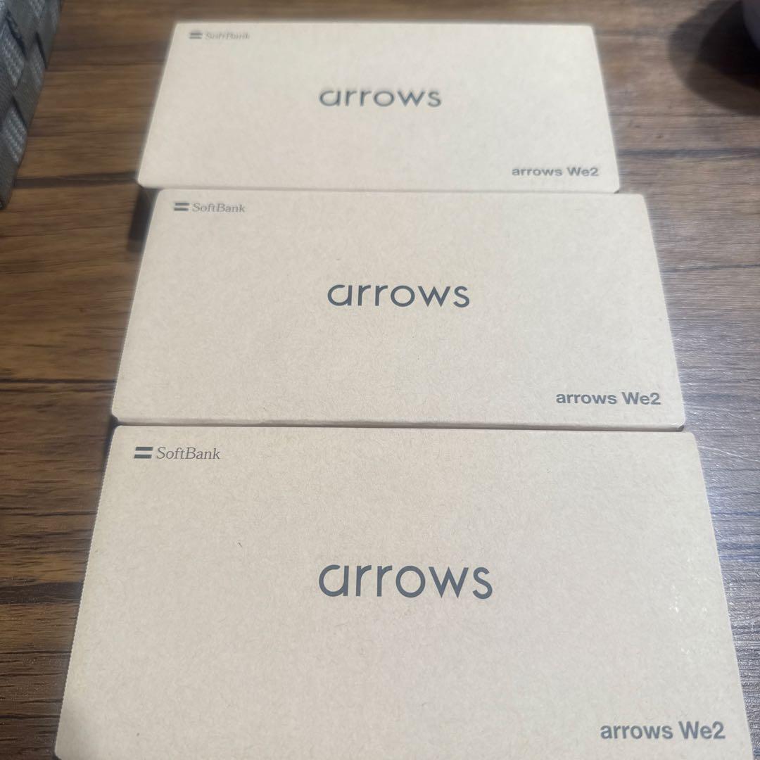 SoftBank arrows We2 スマートフォン 本体　三台