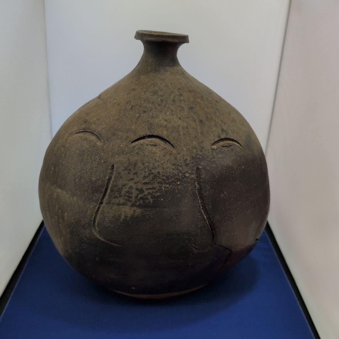 陶器の丸い花瓶 ダークブラウン