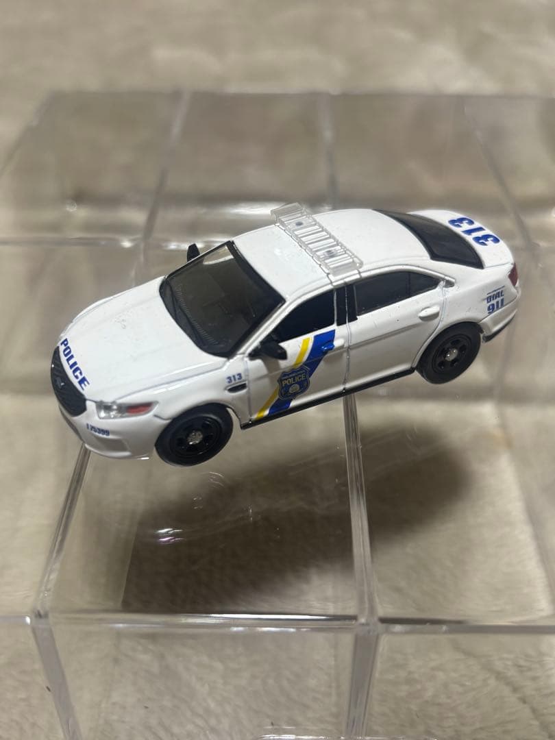 1/64 アメリカ イギリス パトカー ミニカー 8台セット