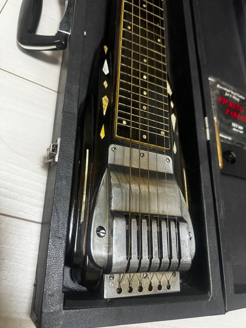 ハワイアンギター スチール66cm ハードケース付き