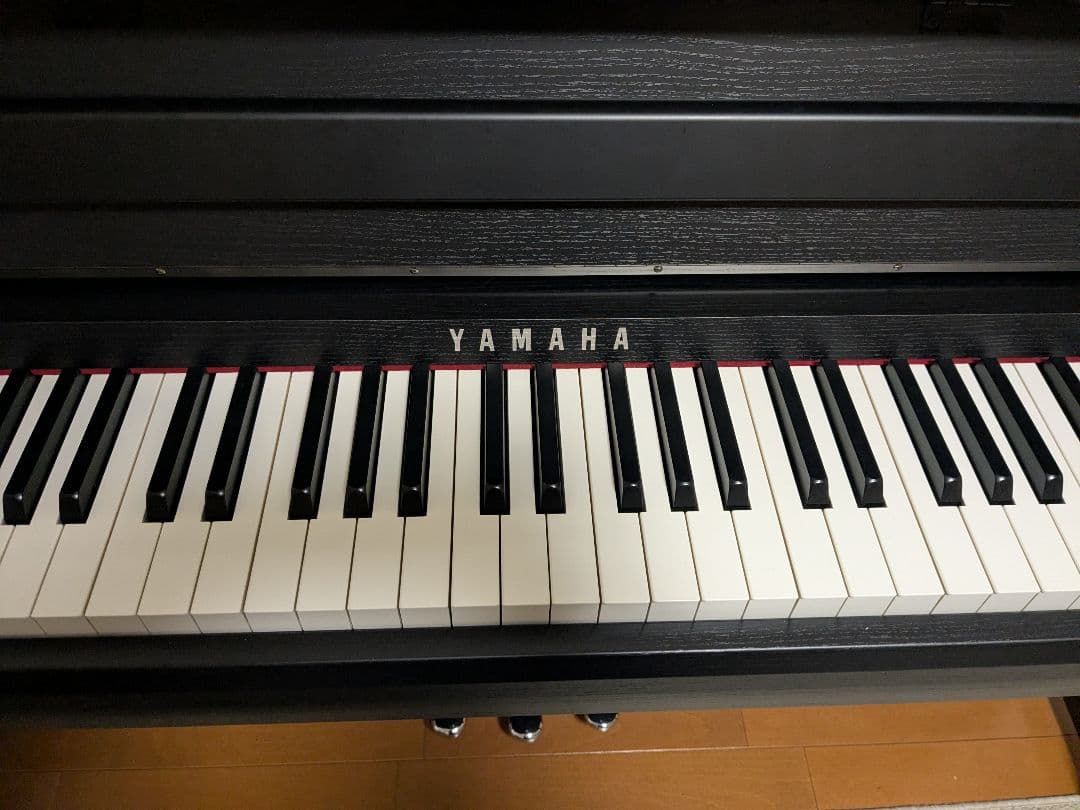 YAMAHA Clavinova CLP-785B（2022年製)