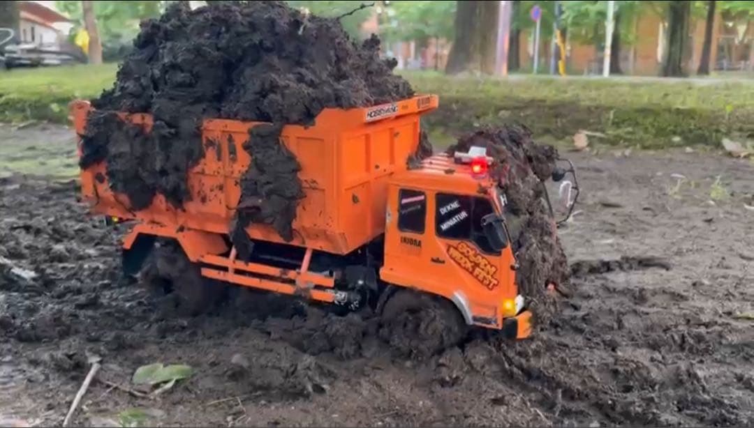 ホビーラジコン RC TRUCK 1/14 HANDMADE