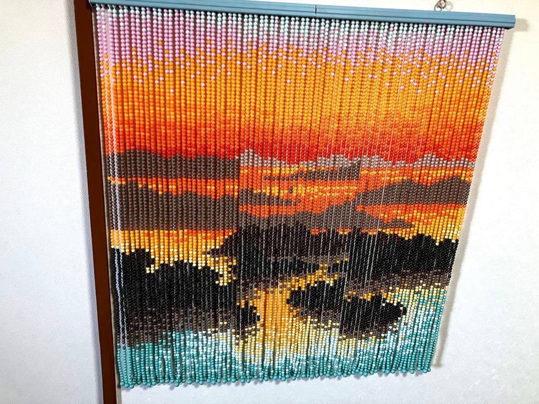 スキルタペストリー完成品　85✖️87センチ　珠のれん　ビーズのれん　簾　カーテン