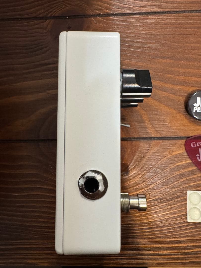 JHS 3 Series Fuzz エフェクター