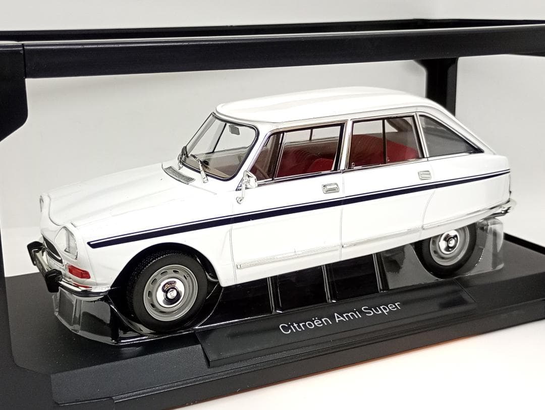 ノレブ 1/18 シトロエン アミ スーパー 1974 (ホワイト)