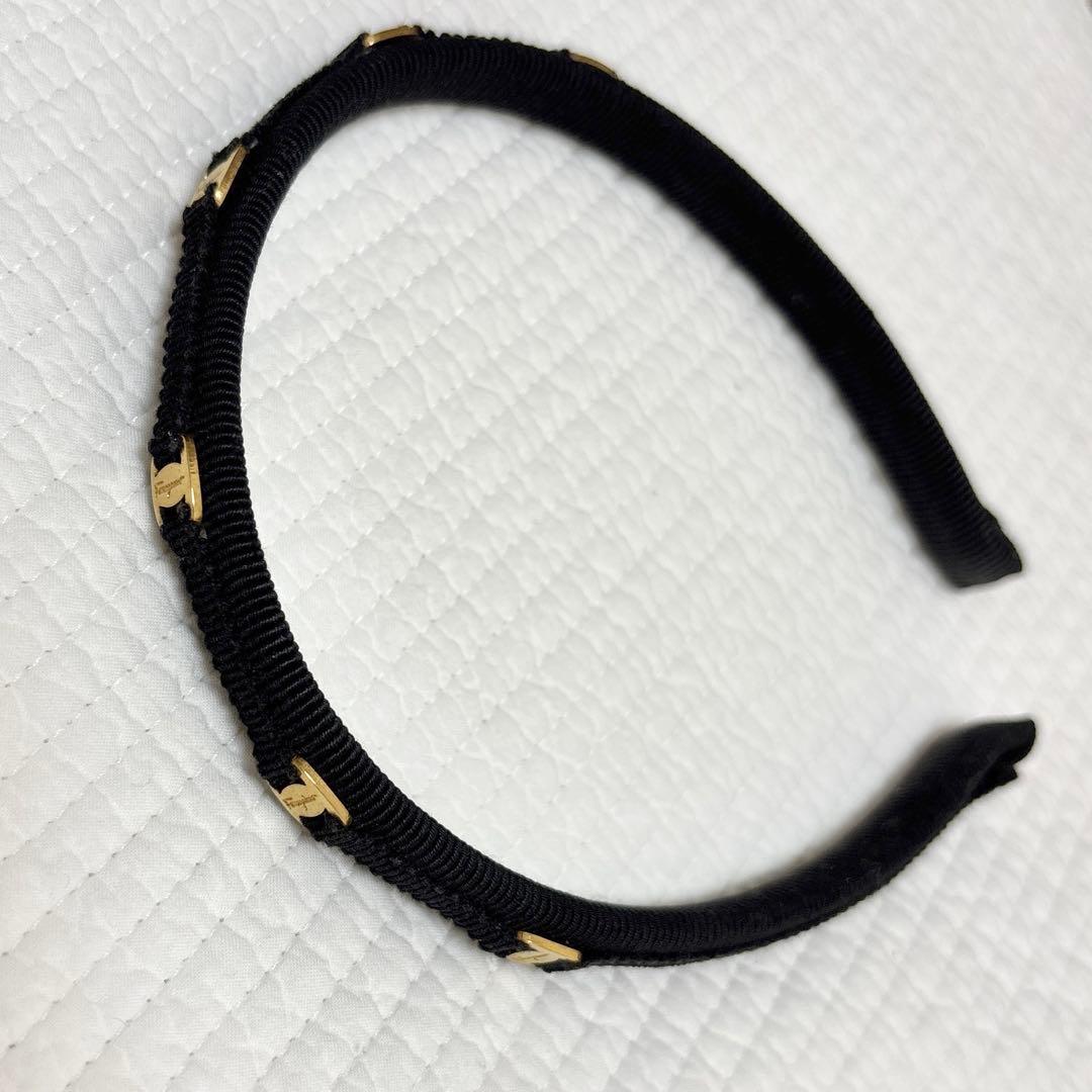 【最終価格】フェラガモ　カチューシャ