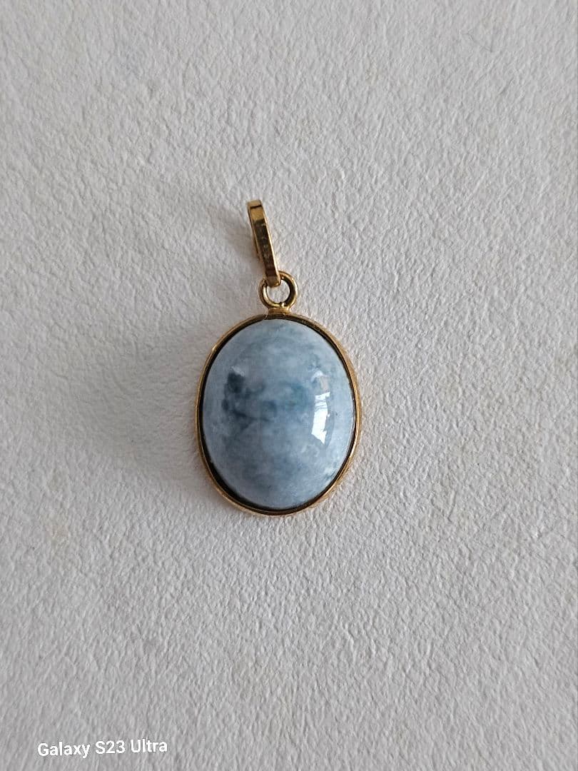 糸魚川青翡翠８x１０mm　K１８伏込みペンダント