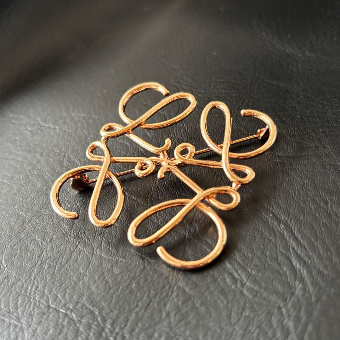 【美品】【ロエベ】LOEWE アナグラム ブローチ ピンブローチ ローズゴールド