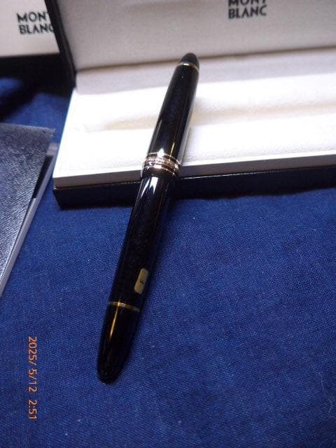 新品未使用のマイスターシュテュック#146 万年筆（F）保証書、ケース付き