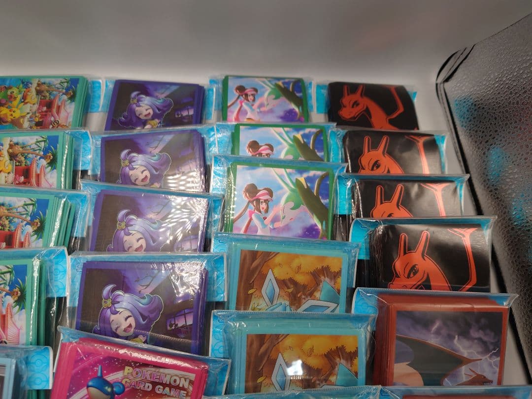 全て未開封　デッキシールド　64枚、32枚入り　54個セット　スリーブ