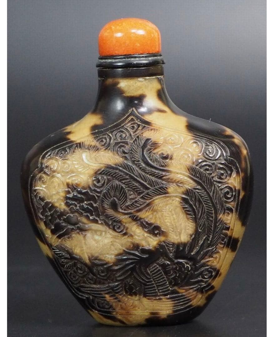 送料無料　清時代本べっ甲（玳瑁）龍鳳細密彫刻鼻煙壺 ★時代珍品★